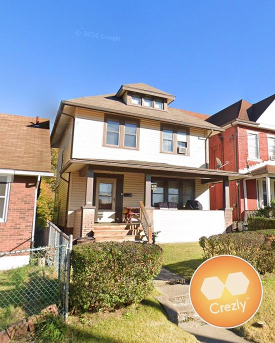 Off-market commercial real estate listing on Crezly