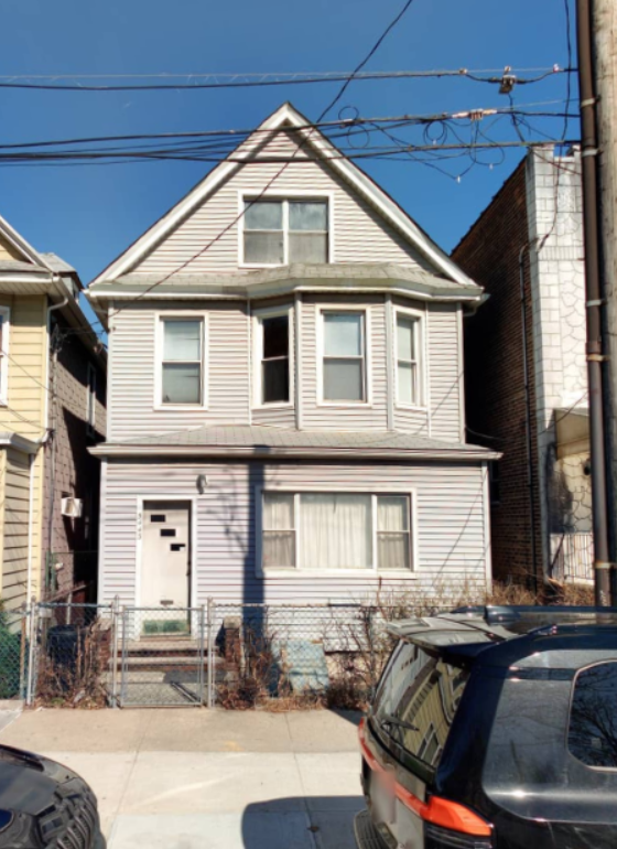 54-43 71st St Maspeth