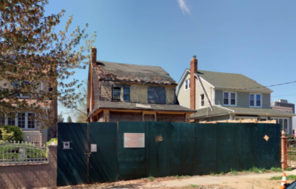 91-16 193rd St, Hollis