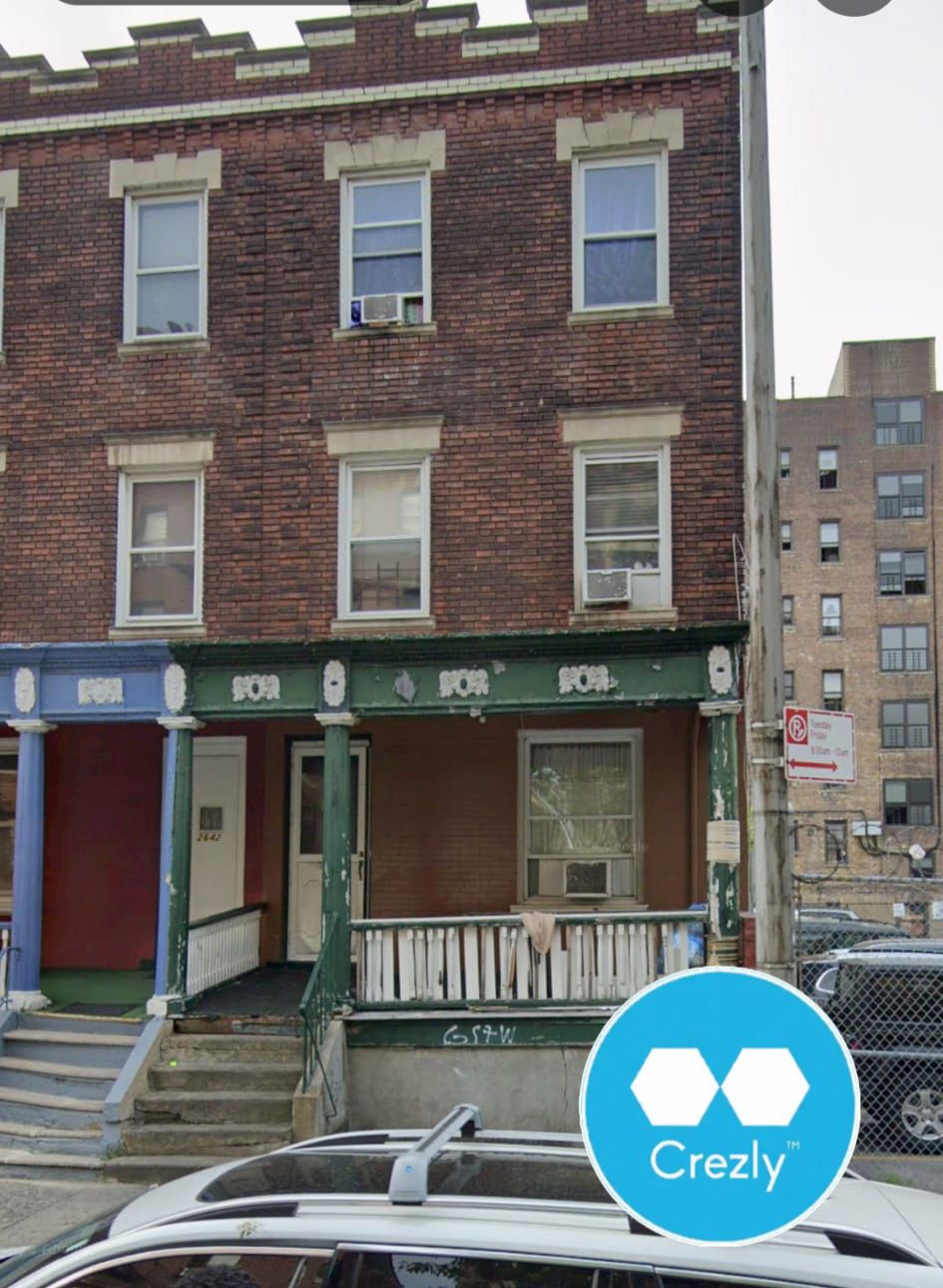 Off-market commercial real estate listing on Crezly