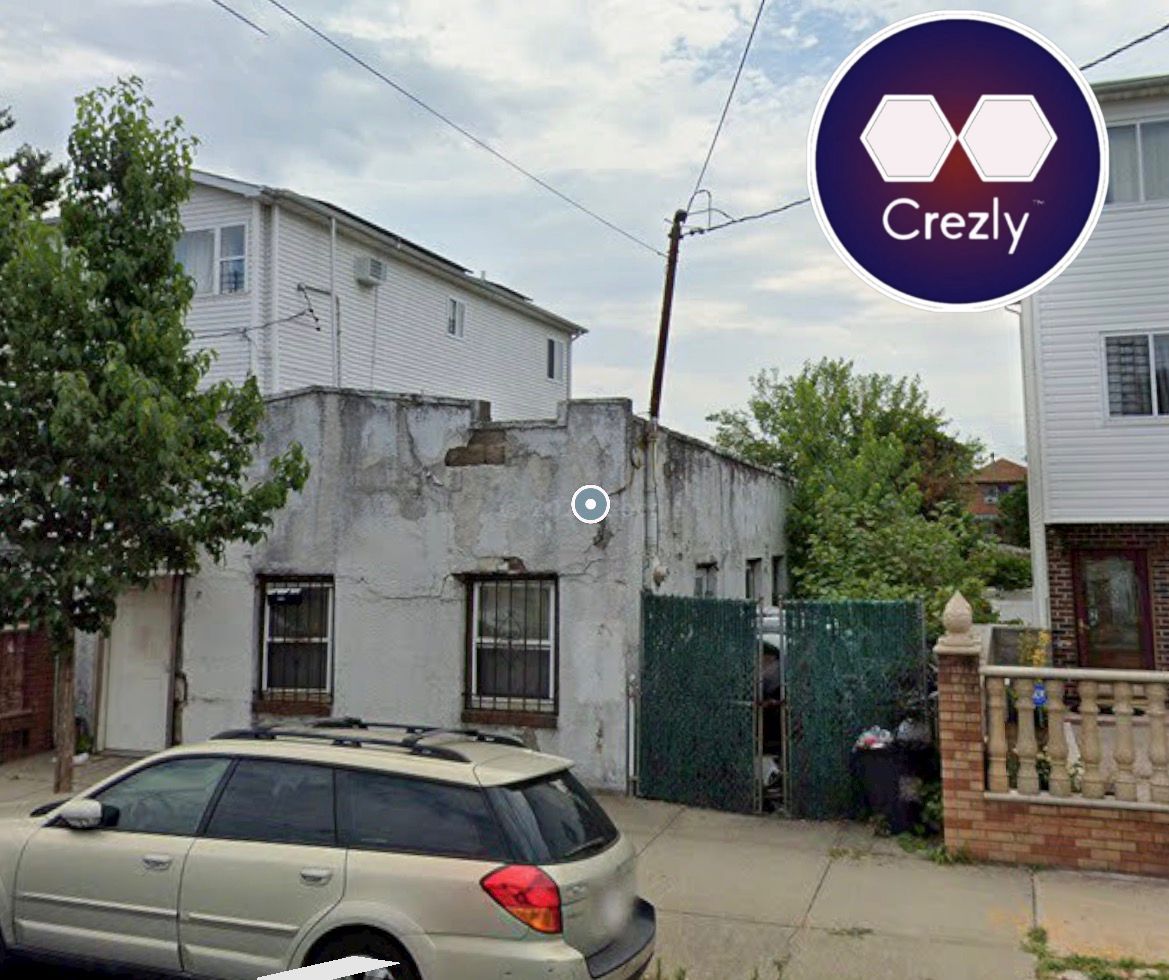 Off-market commercial real estate listing on Crezly