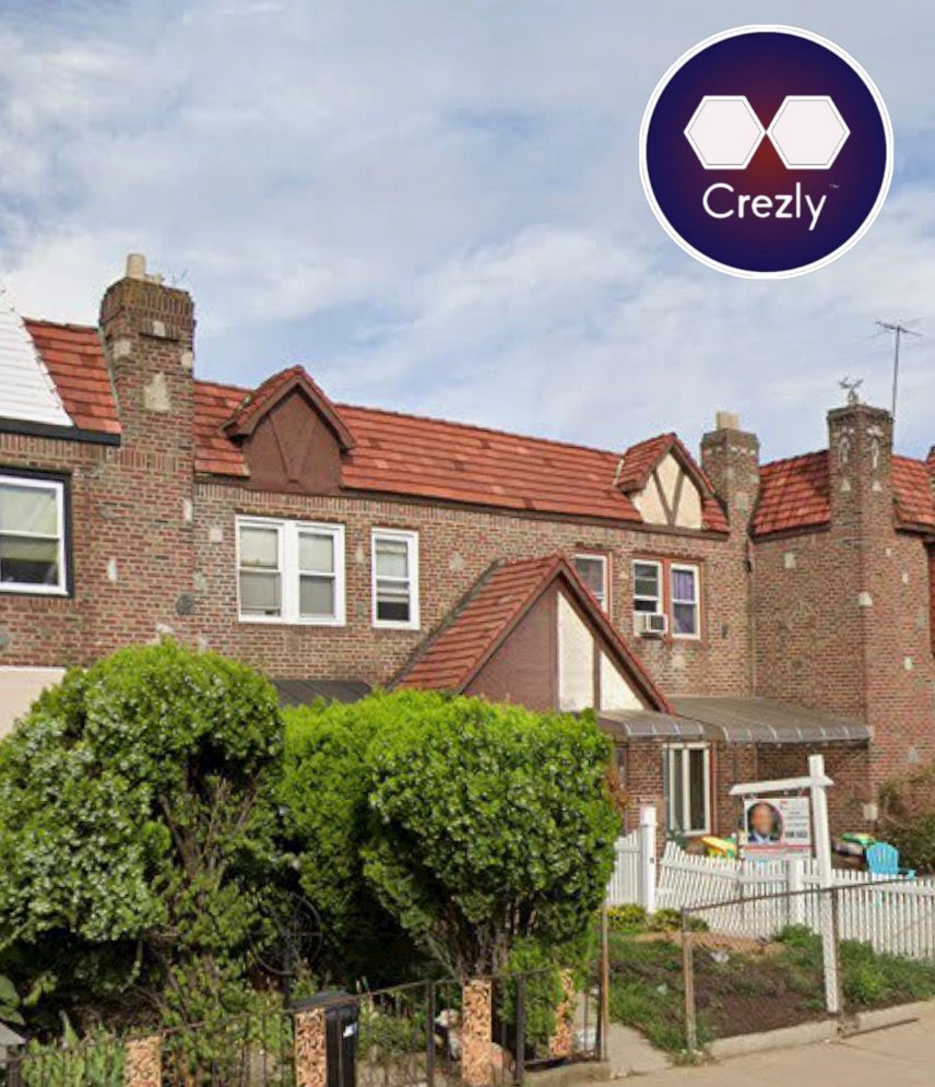 St Albans, Queens, two-lot corner development site 39x109 & 35x95 (8,647 sf), R5B zoning, taxes $8,296. Vacant house