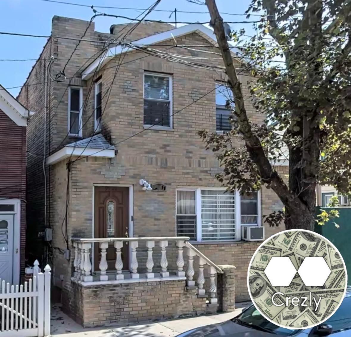 Ozone park, two family built 20x38 on 21x75 ft lot, R4-1 zoning, taxes $6,800. 6BR/ 3 Baths total. delivered Fully vacan