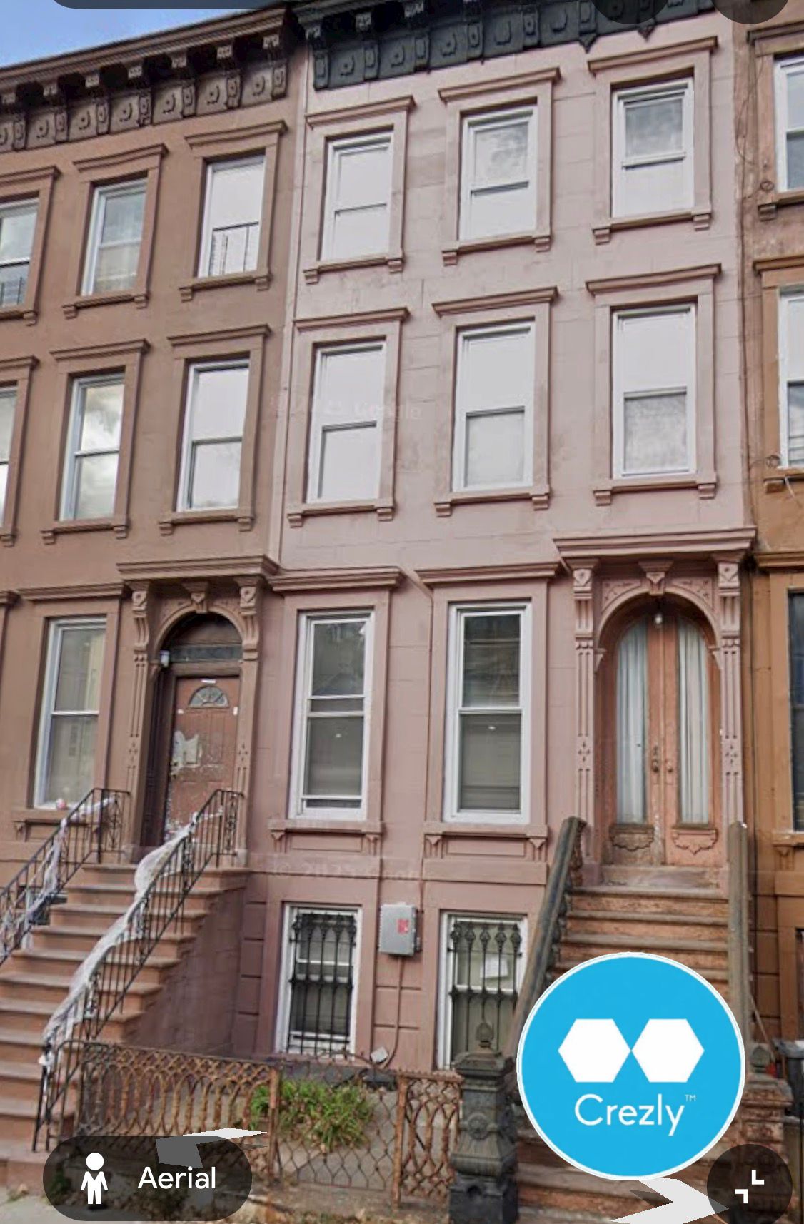 Off-market commercial real estate listing on Crezly