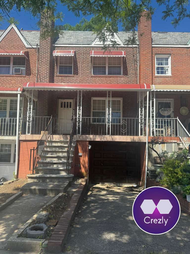 Allerton Bronx legal 2 family 19x36 built on 100 lot 3br duplex over 1br has driveway & garage good condition fully 