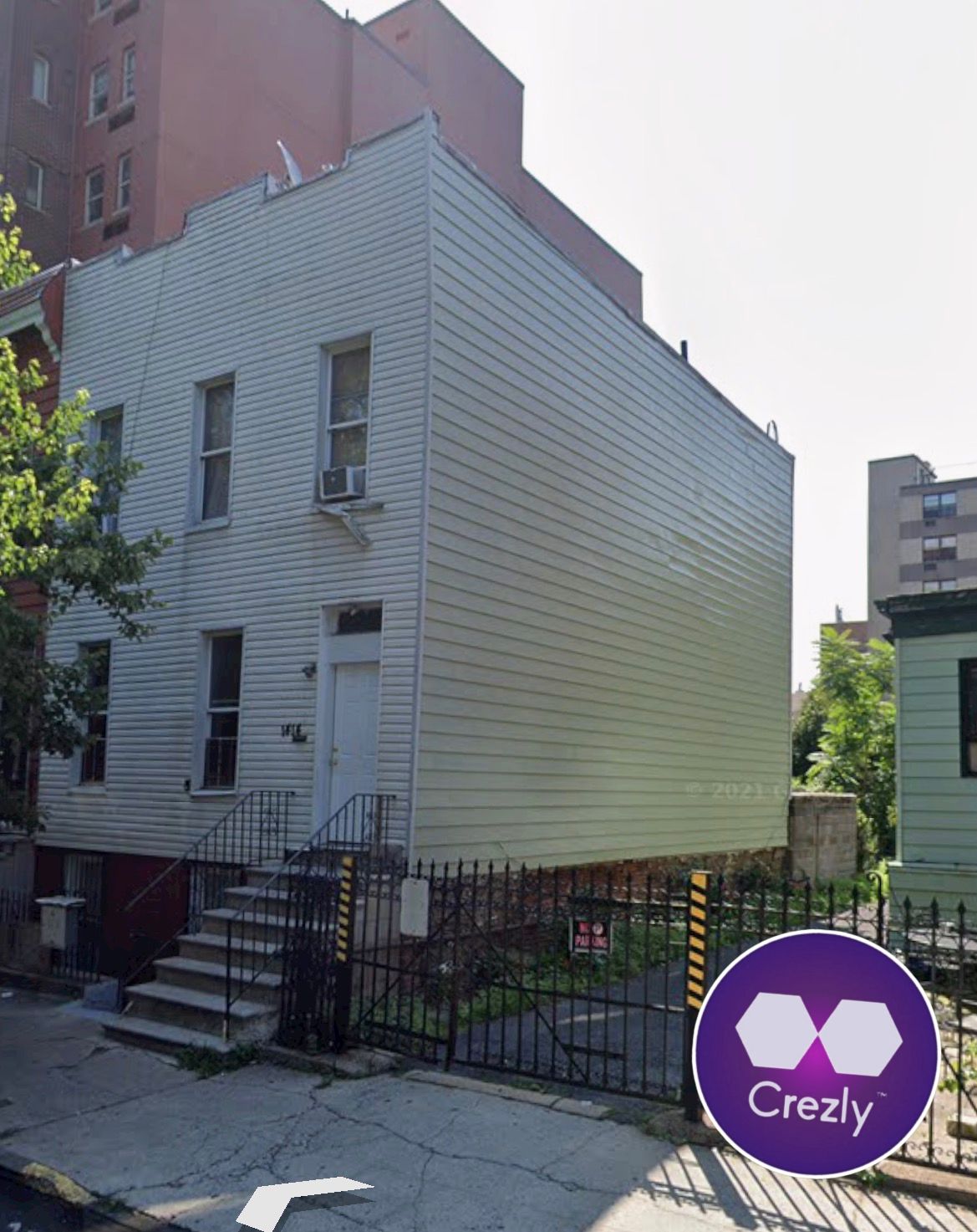 Bronx NY directly across the street from crotona park legal 3 family frame 22x45 built on 25x100 lot basement is 55 deep