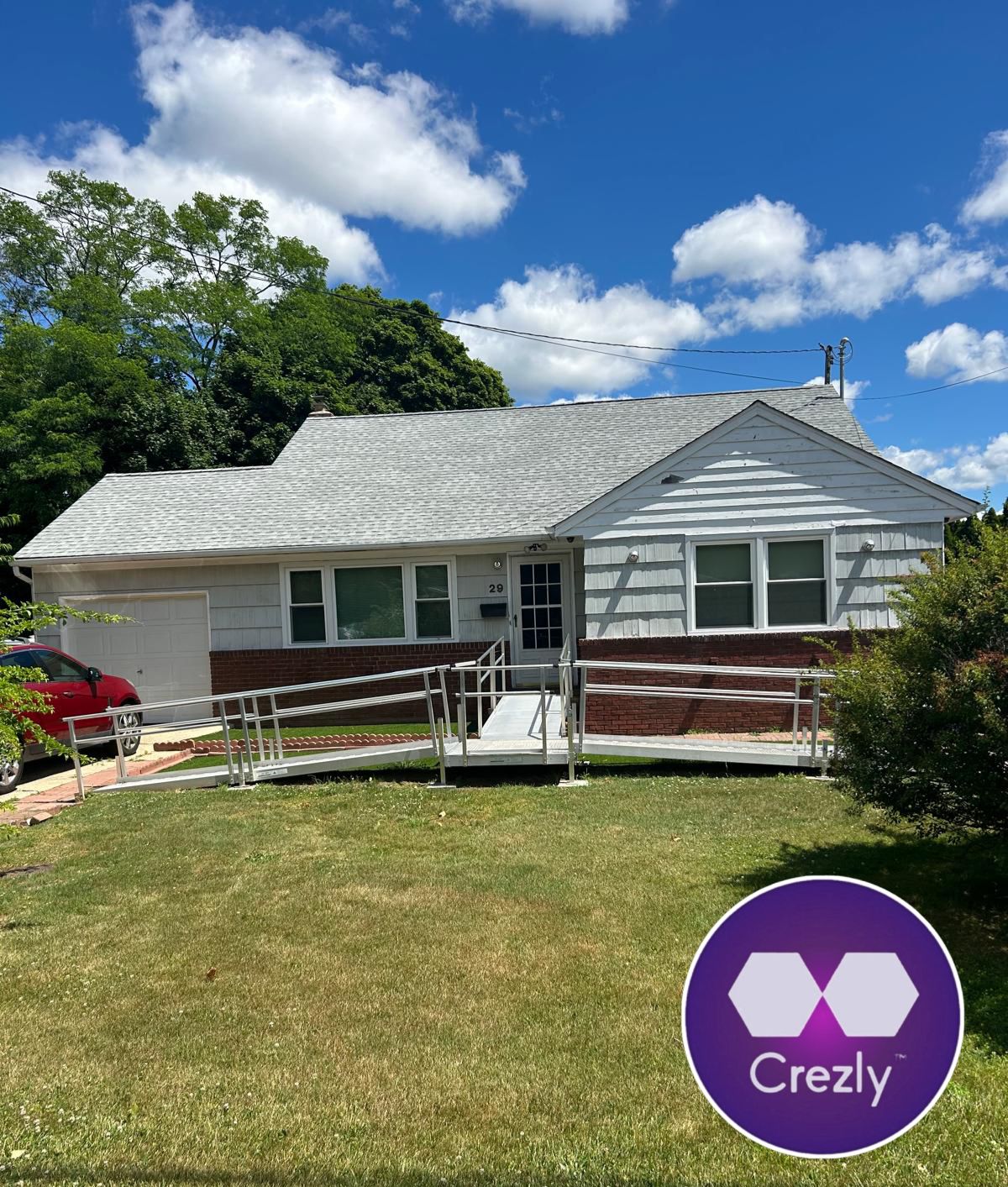 Off-market commercial real estate listing on Crezly