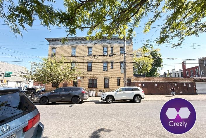 Off-market commercial real estate listing on Crezly