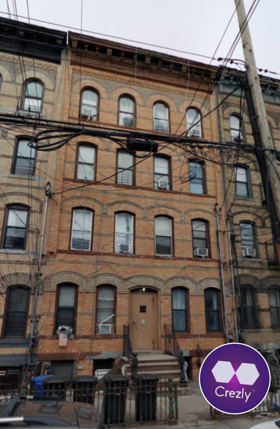 Off-market commercial real estate listing on Crezly
