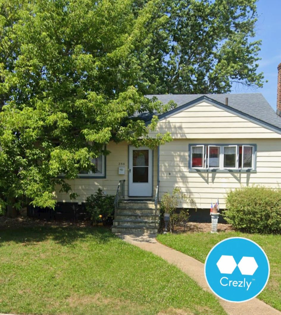 Off-market commercial real estate listing on Crezly