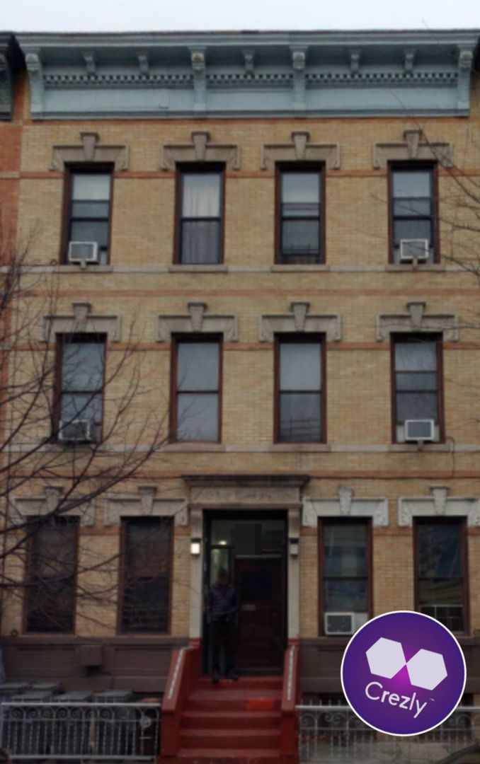 Off-market commercial real estate listing on Crezly