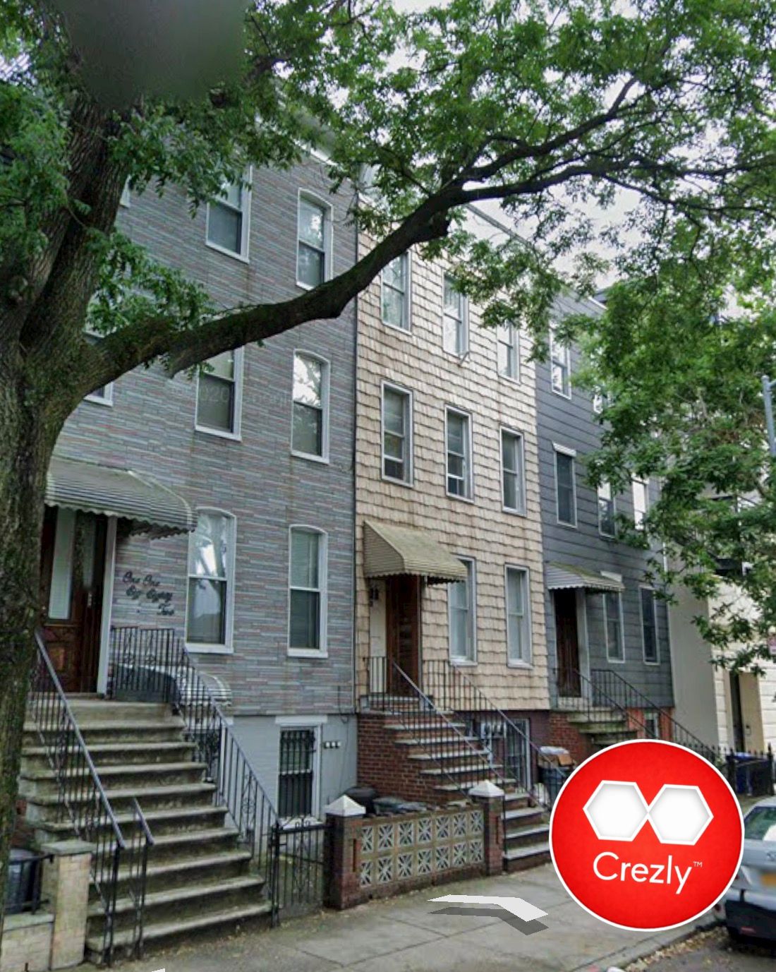 Off-market commercial real estate listing on Crezly