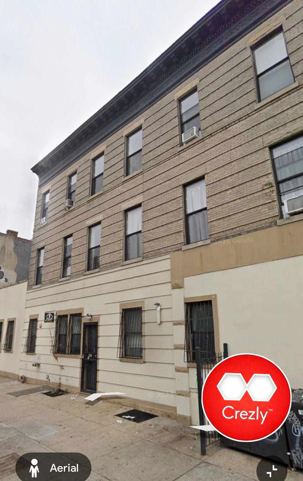 Off-market commercial real estate listing on Crezly