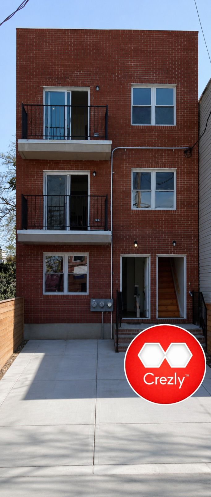 East NY new construction legal 2 family built 20x90, 2,500 sf. 3 stories. w/driveway. fully vacant. Never occupied and d