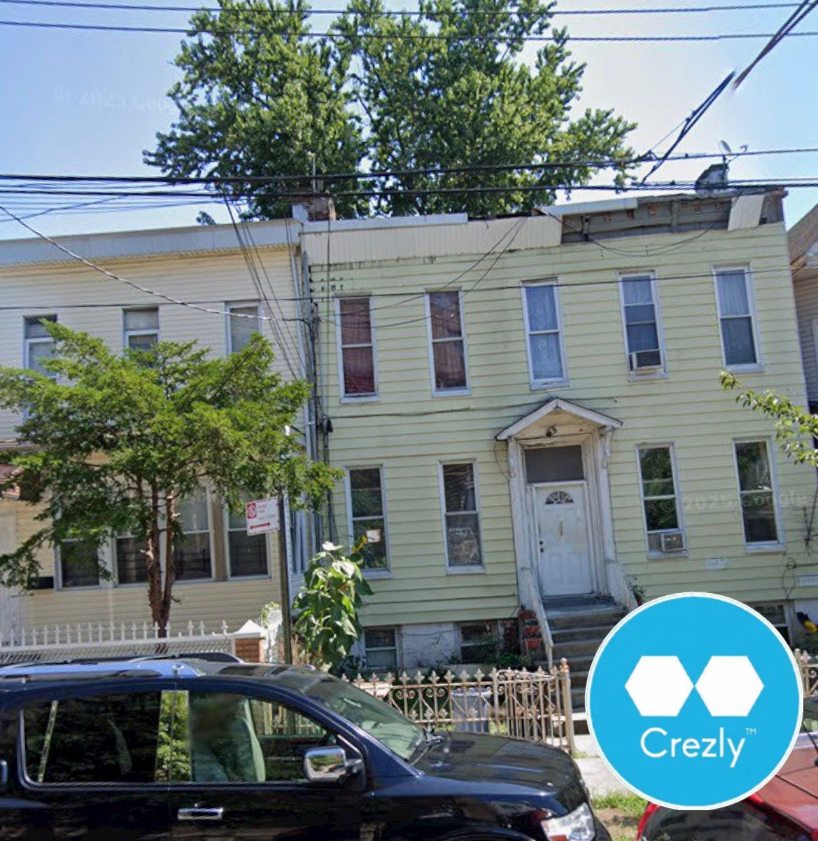 Off-market commercial real estate listing on Crezly