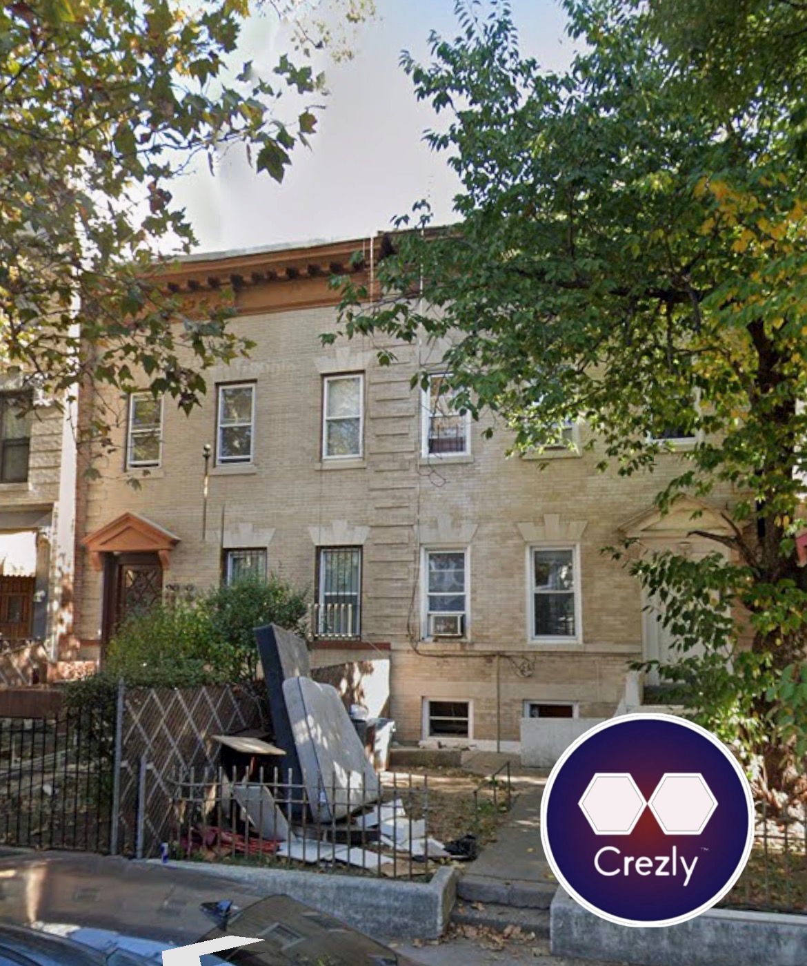 Off-market commercial real estate listing on Crezly