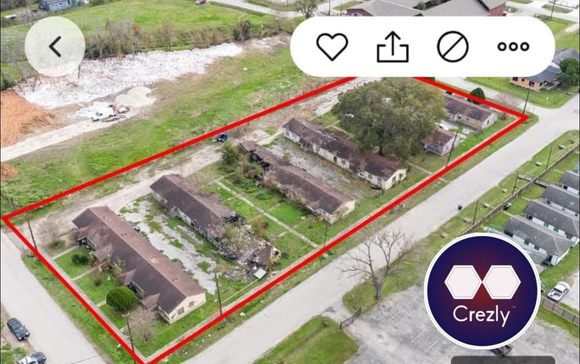 Off-market commercial real estate listing on Crezly