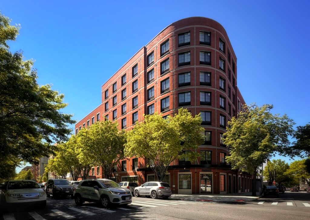 872 Bronx Park South Completes Construction in West Farms, The Bronx