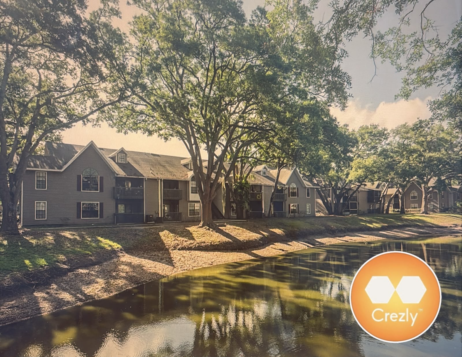 Off-market commercial real estate listing on Crezly