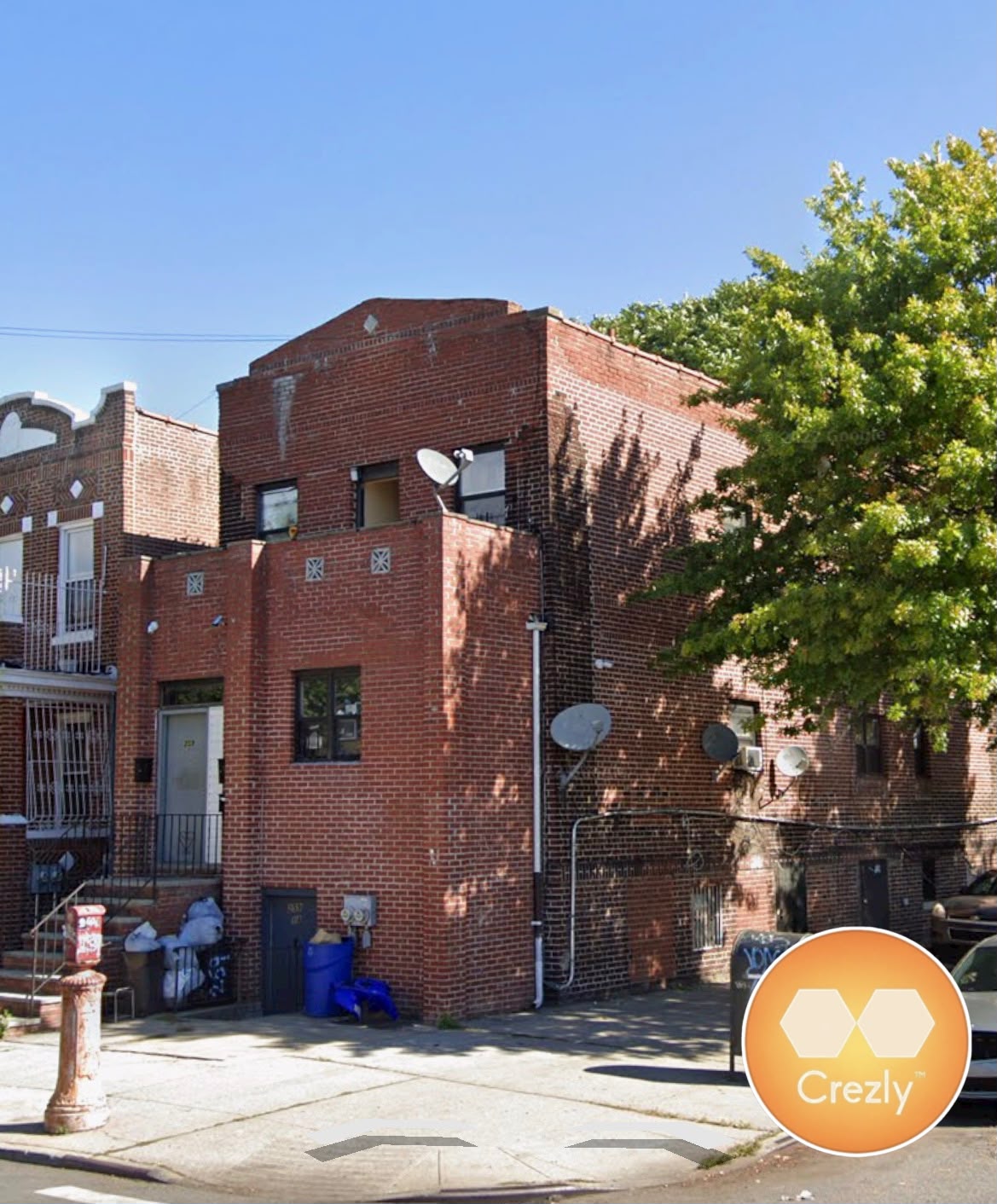 Off-market commercial real estate listing on Crezly