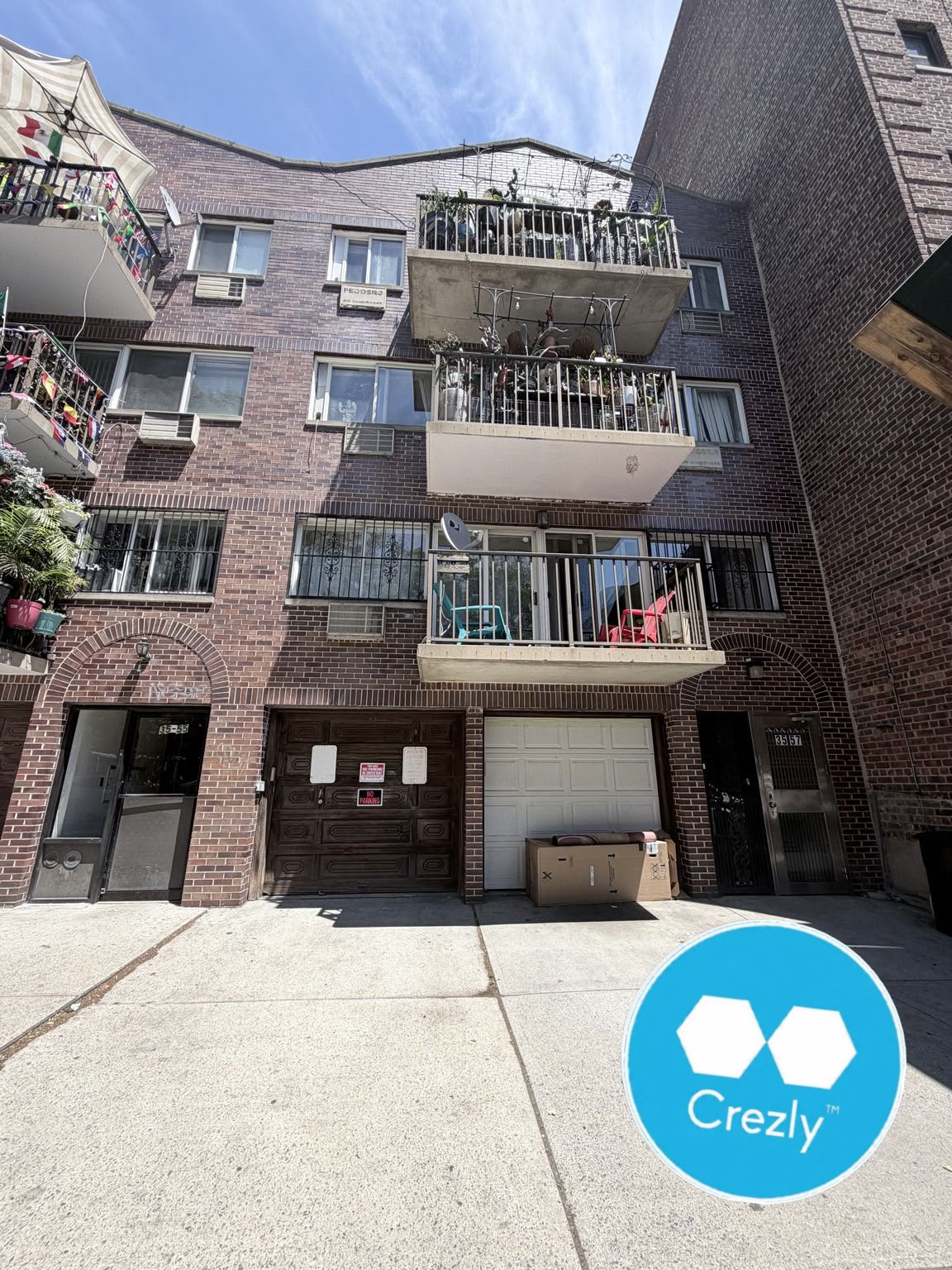Off-market commercial real estate listing on Crezly