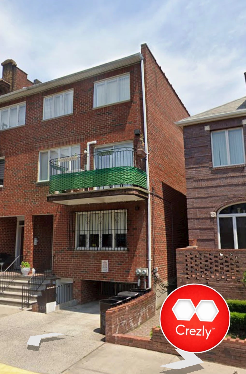 Off-market commercial real estate listing on Crezly