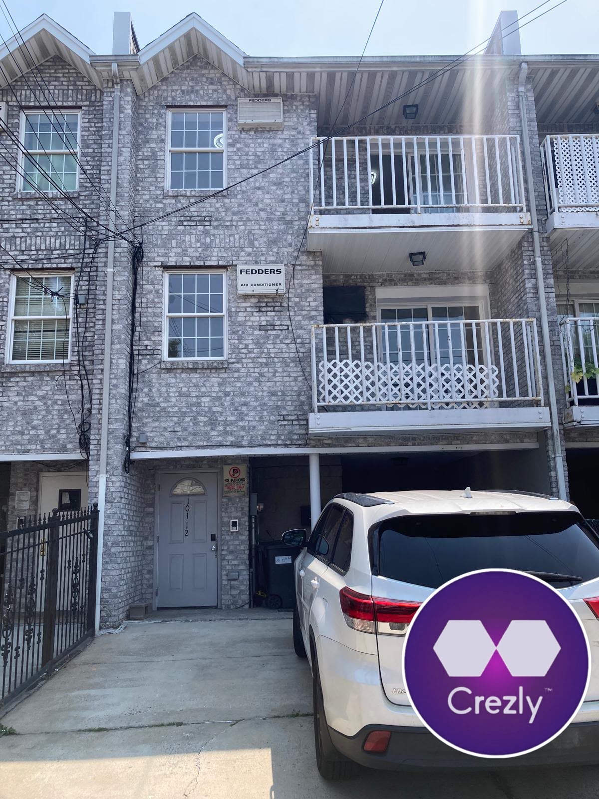 Off-market commercial real estate listing on Crezly