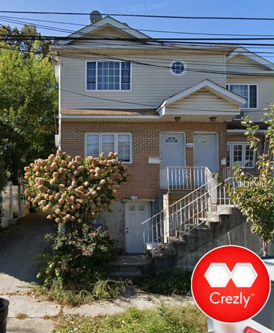 Off-market commercial real estate listing on Crezly