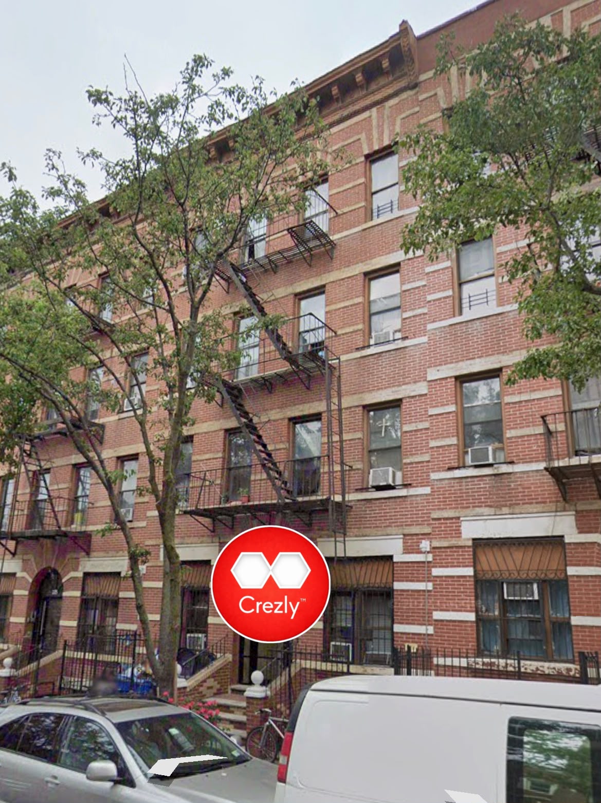 Off-market commercial real estate listing on Crezly
