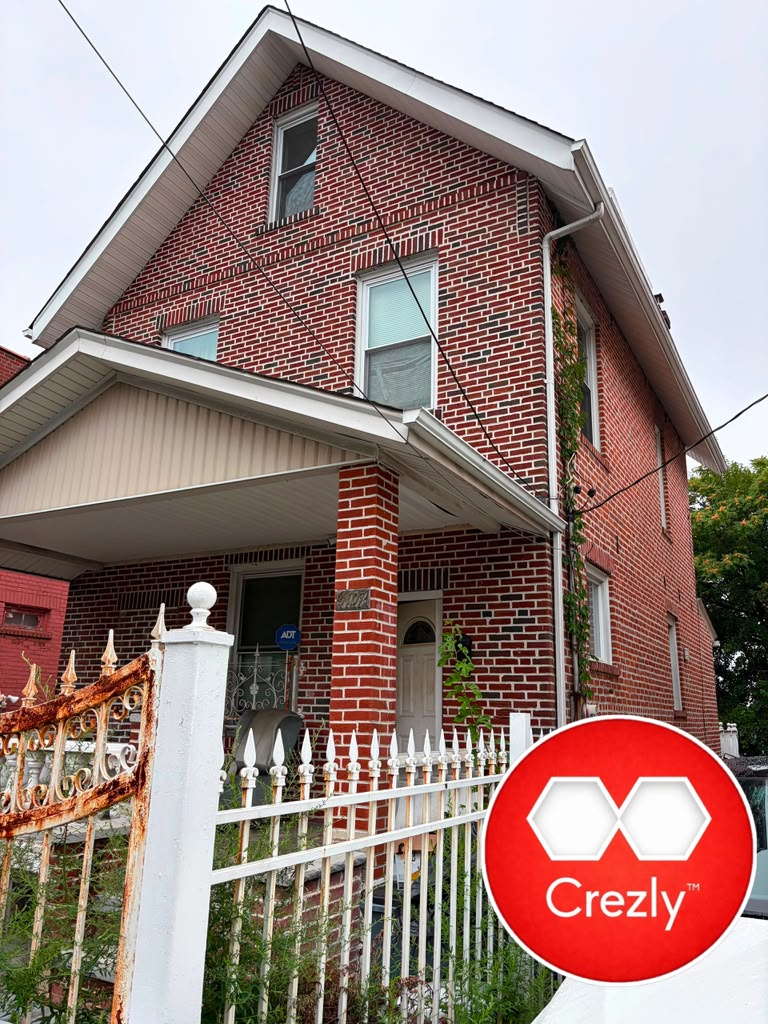 Off-market commercial real estate listing on Crezly