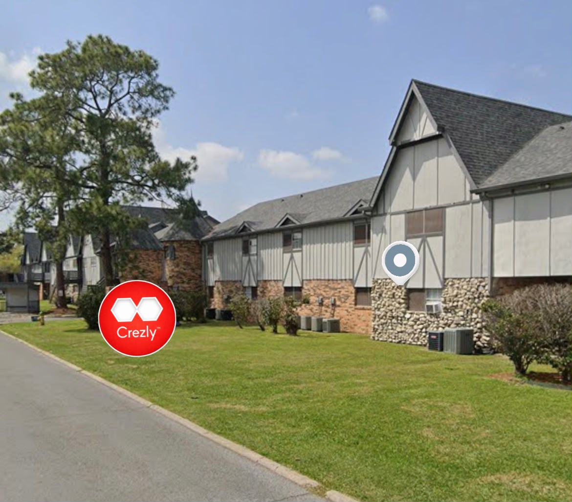 Off-market commercial real estate listing on Crezly