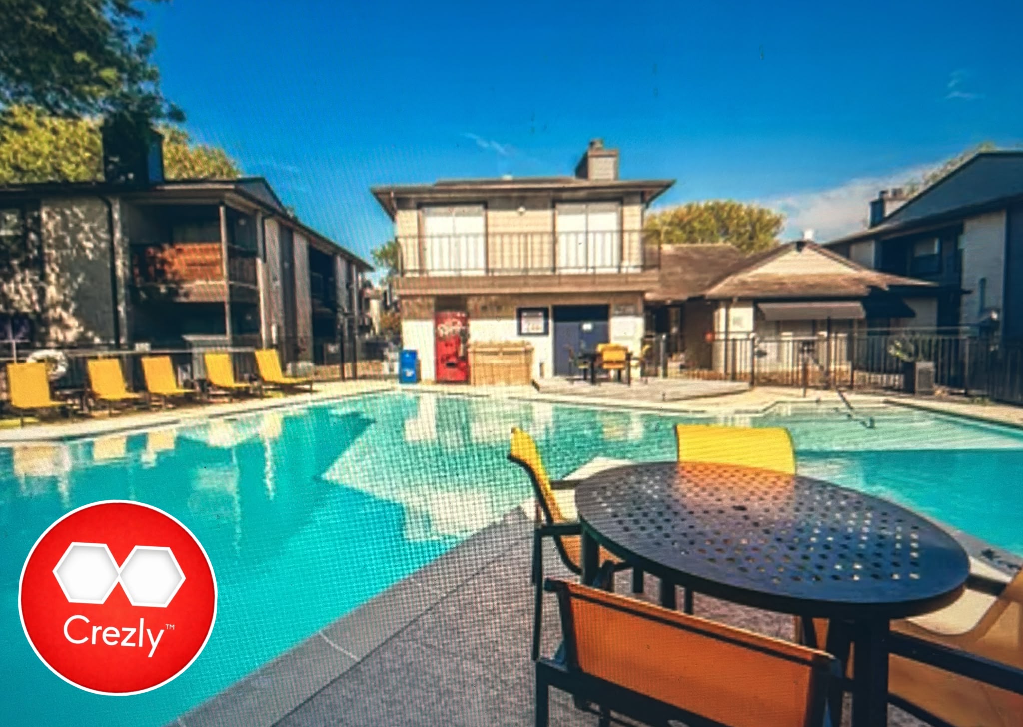Off-market commercial real estate listing on Crezly