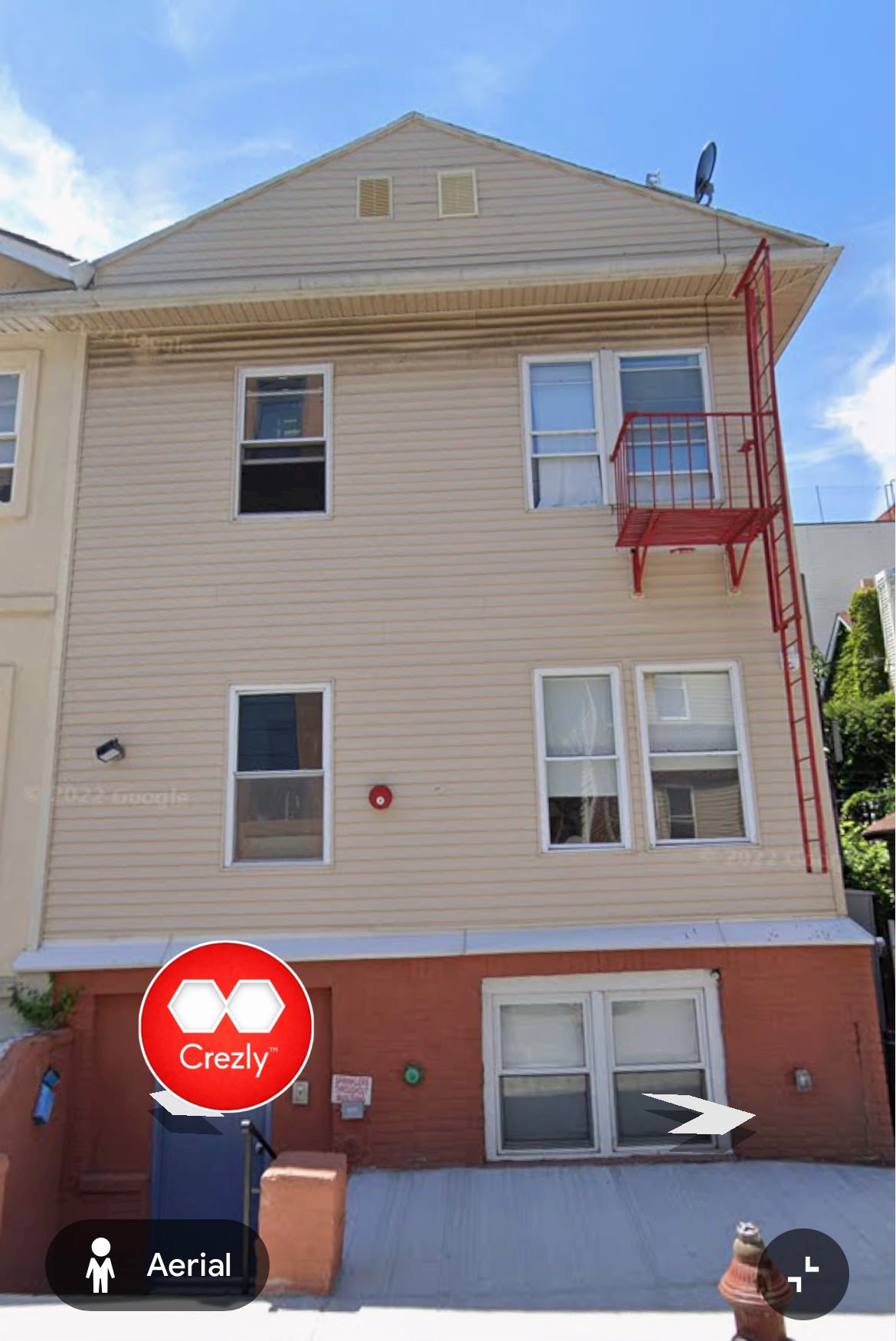 Off-market commercial real estate listing on Crezly