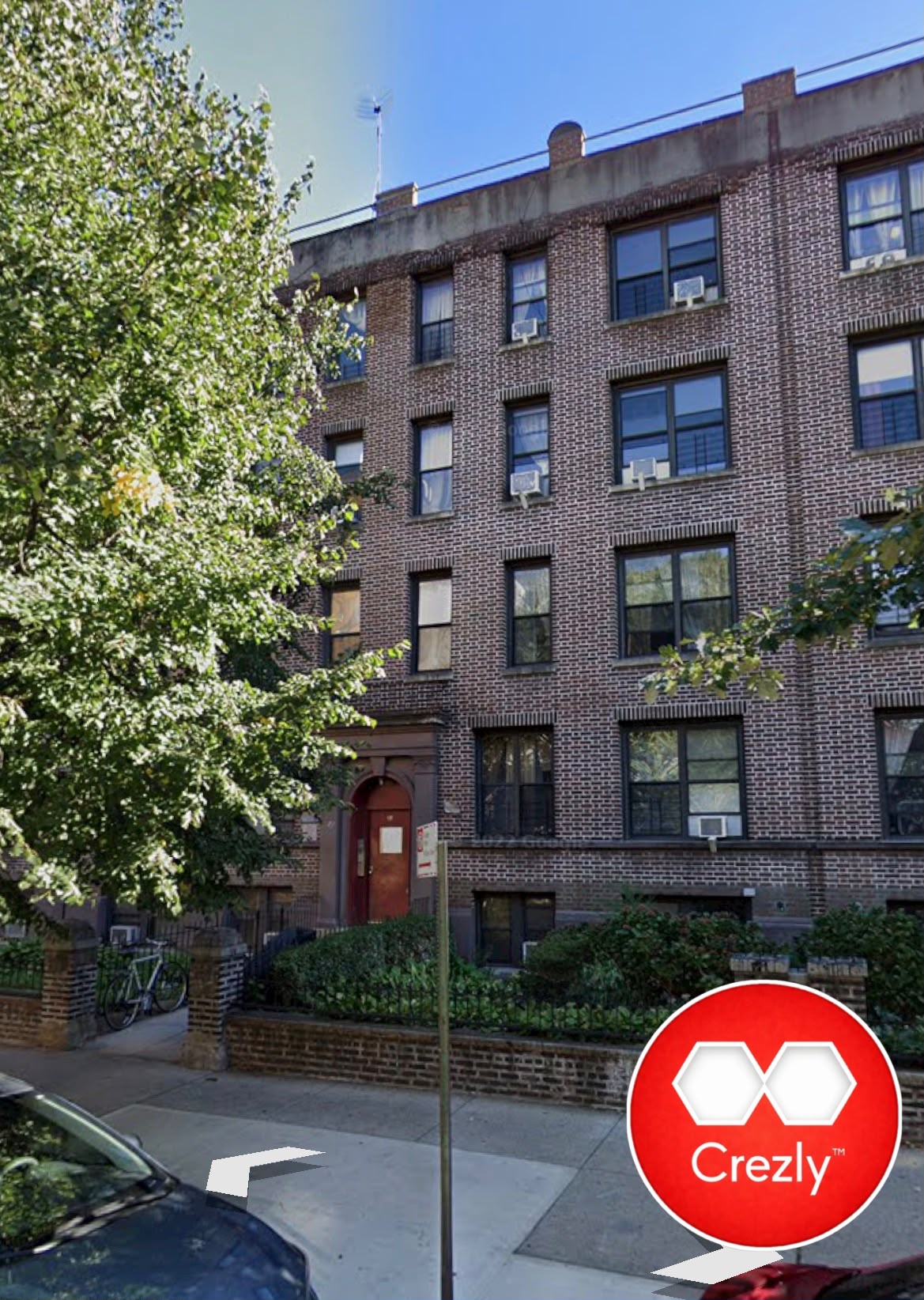 Off-market commercial real estate listing on Crezly
