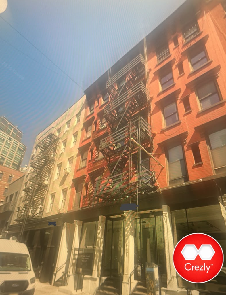 Off-market commercial real estate listing on Crezly