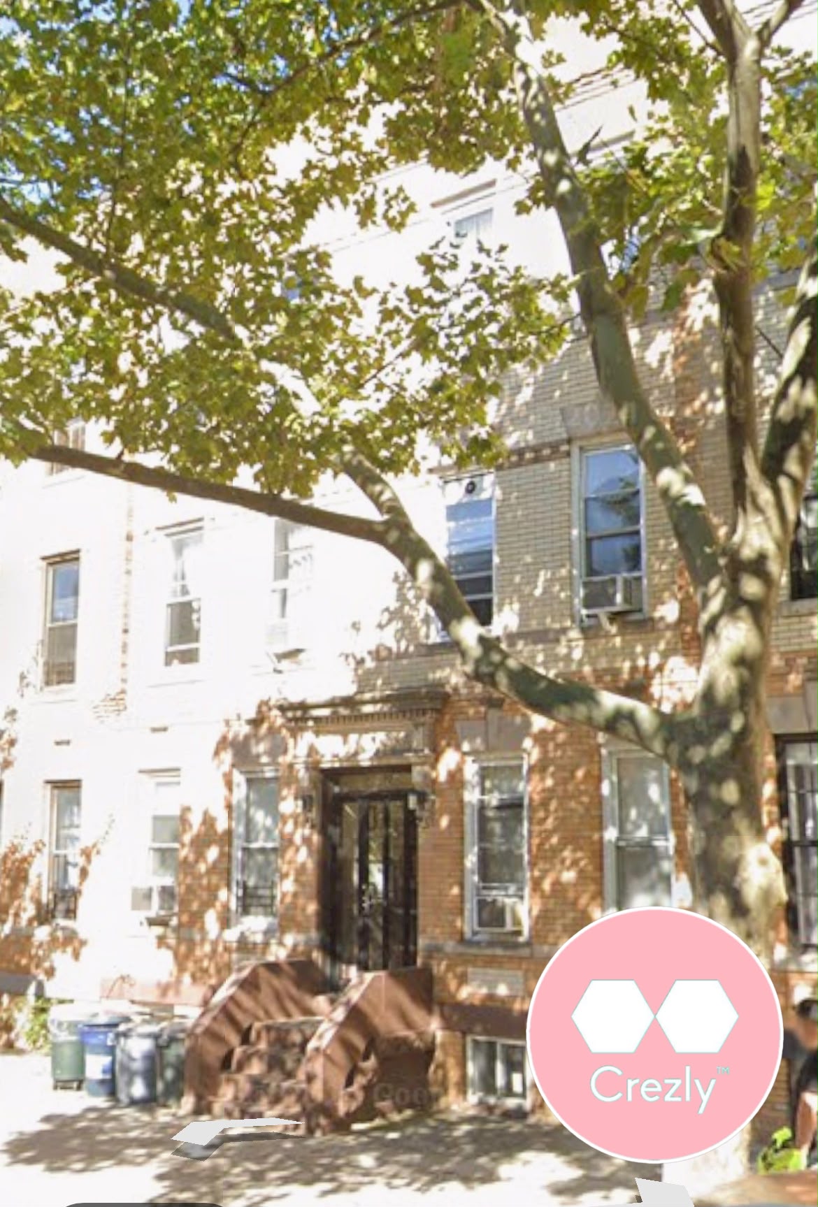 Off-market commercial real estate listing on Crezly