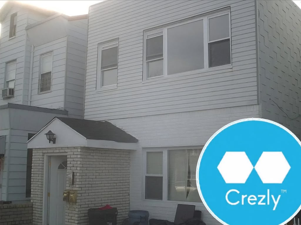 Off-market commercial real estate listing on Crezly