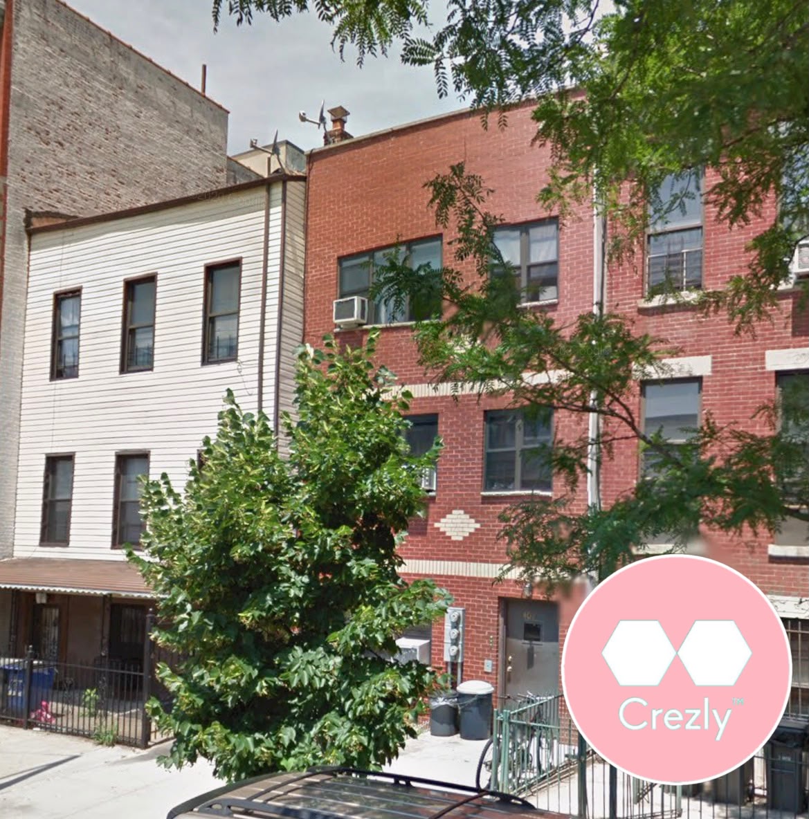 Off-market commercial real estate listing on Crezly