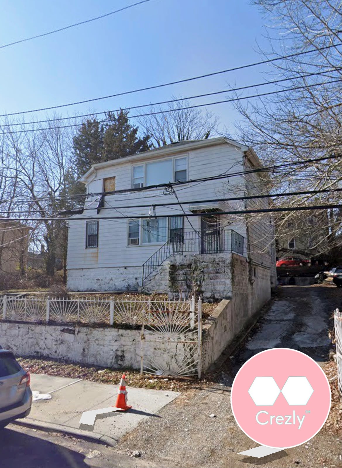 Off-market commercial real estate listing on Crezly